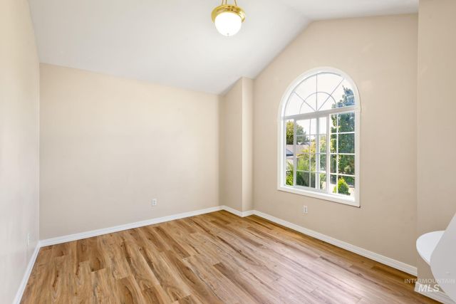 2118 N Springland Pl, Boise, ID 83713