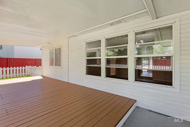 2118 N Springland Pl, Boise, ID 83713