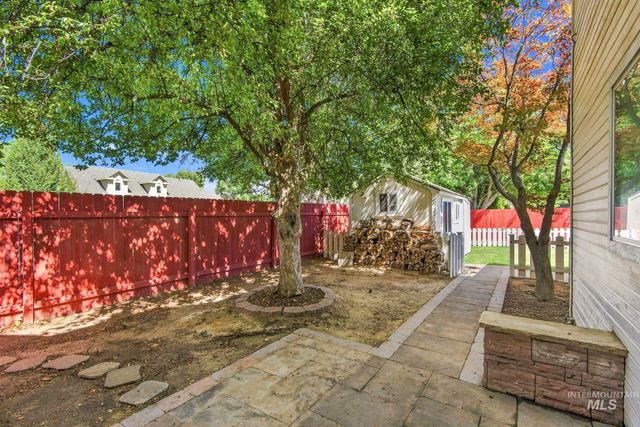 2118 N Springland Pl, Boise, ID 83713