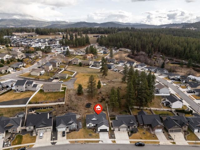 2717 Seabiscuit Dr, Veradale, WA 99037