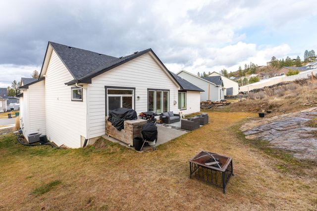 2717 Seabiscuit Dr, Veradale, WA 99037