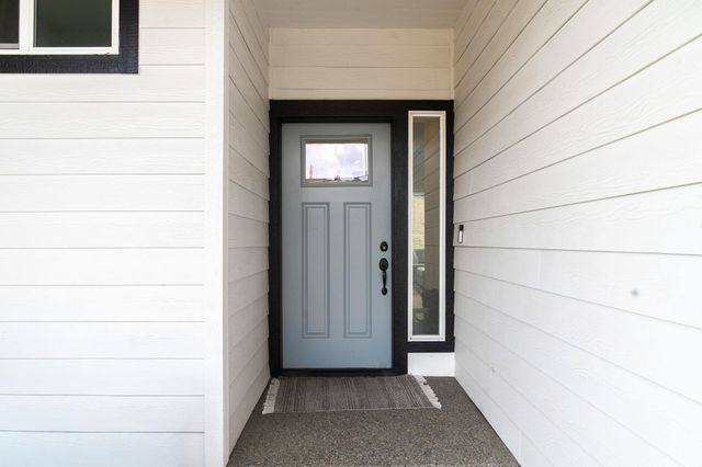 2717 Seabiscuit Dr, Veradale, WA 99037