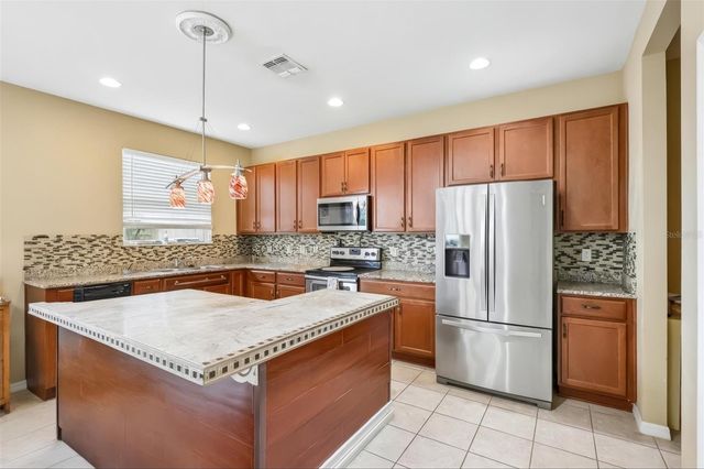 1585 AUBURN HILLS COURT, Tavares, FL 32778