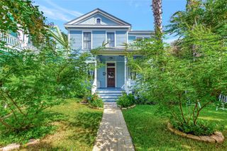 2608 Ursuline Street, Galveston, TX 77550
