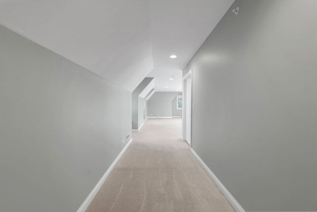 141 Walnut Street, Libertyville, IL 60048