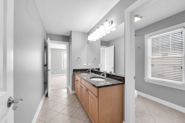 141 Walnut Street, Libertyville, IL 60048