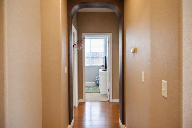 5329 E Geary Street, Fresno, CA 93727