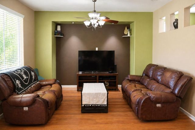 5329 E Geary Street, Fresno, CA 93727