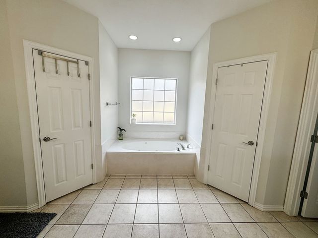 802 John Thomas Drive, Keene, TX 76059