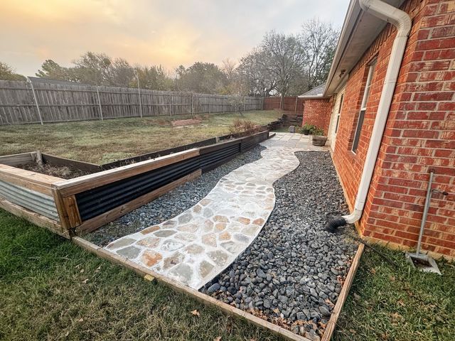 802 John Thomas Drive, Keene, TX 76059