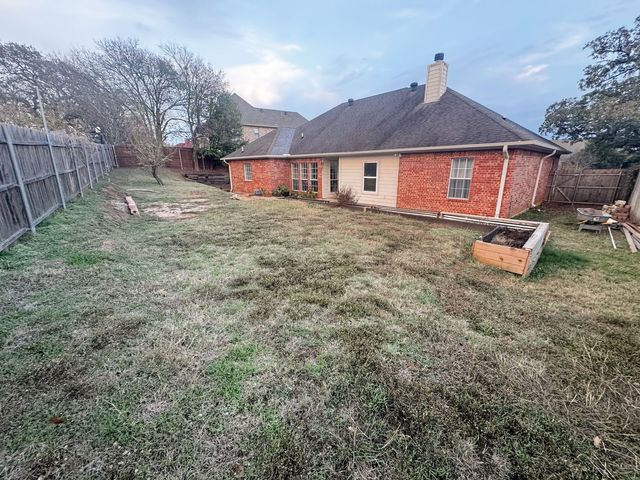 802 John Thomas Drive, Keene, TX 76059