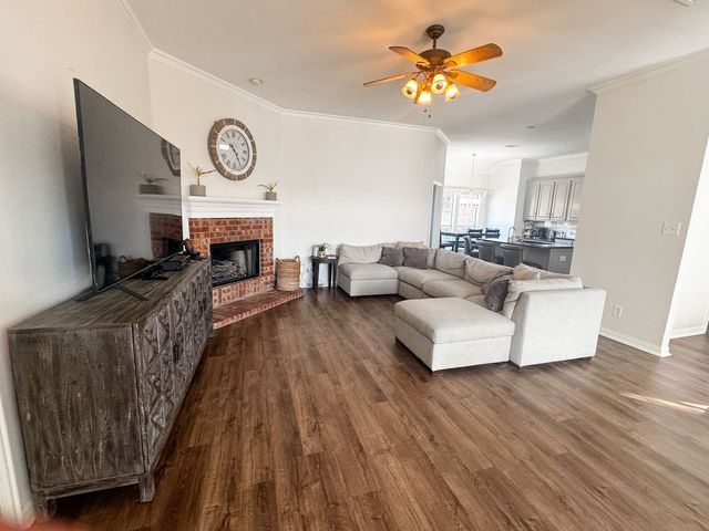 802 John Thomas Drive, Keene, TX 76059