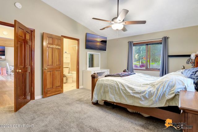 18607 Little Cape Circle, Eagle River, AK 99577