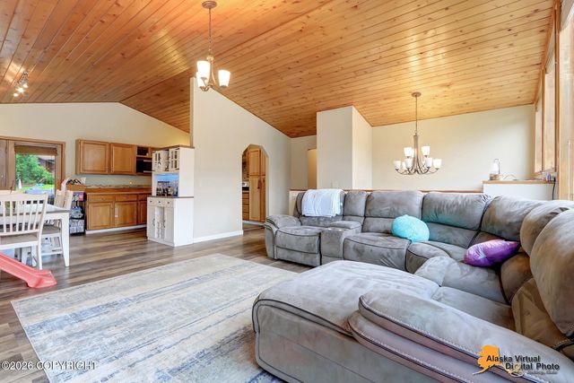18607 Little Cape Circle, Eagle River, AK 99577