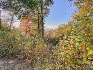 215 Crossvine Trail 11, Hendersonville, NC 28739