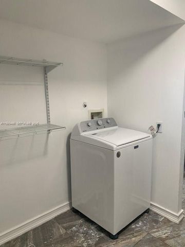 3615 NE 167th St 404, North Miami Beach, FL 33160