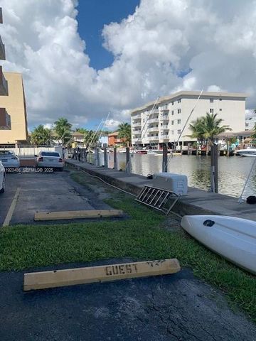 3615 NE 167th St 404, North Miami Beach, FL 33160