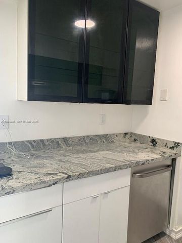 3615 NE 167th St 404, North Miami Beach, FL 33160