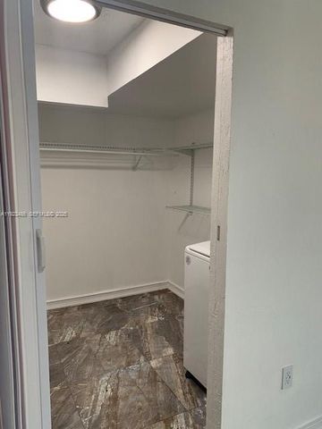 3615 NE 167th St 404, North Miami Beach, FL 33160