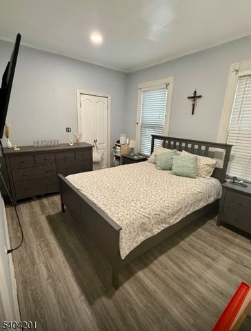 580 Monroe Ave 2, Elizabeth City, NJ 07201