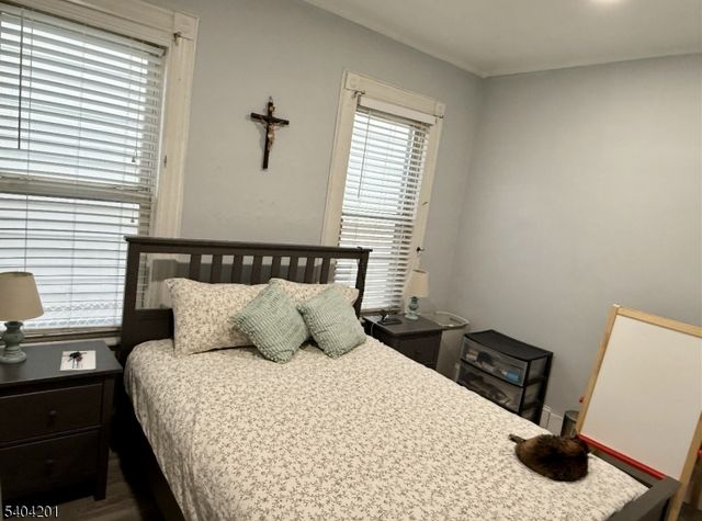 580 Monroe Ave 2, Elizabeth City, NJ 07201