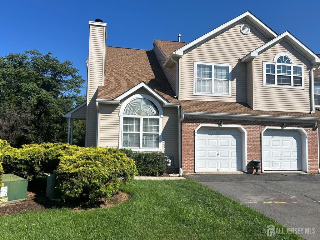 94 Castle Pointe Boulevard, Piscataway, NJ 08854