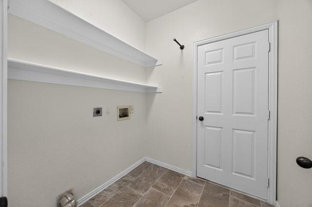 1521 Stanford Drive, Van Alstyne, TX 75495
