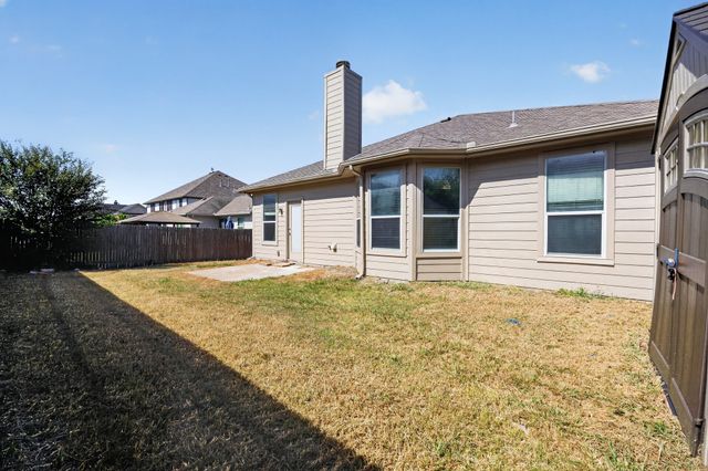 1521 Stanford Drive, Van Alstyne, TX 75495
