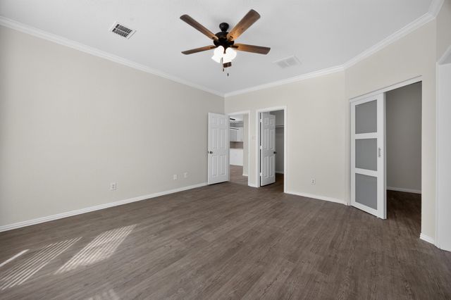 1521 Stanford Drive, Van Alstyne, TX 75495