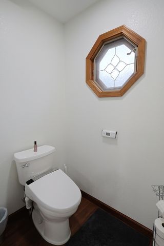 2861 College Street Road, Salem, IL 62881