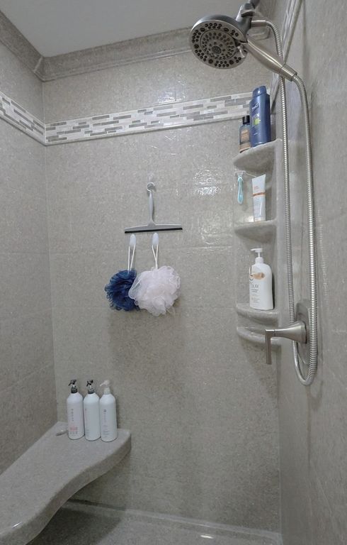 Image 26 of property listing at 2861 College Street Road, Salem, IL 62881