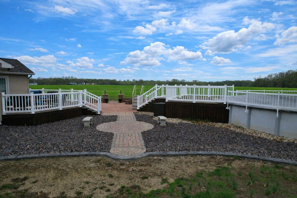 Image 40 of property listing at 2861 College Street Road, Salem, IL 62881