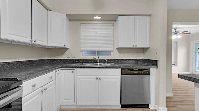 3002 ARTHUR Street, Hollywood, FL 33021