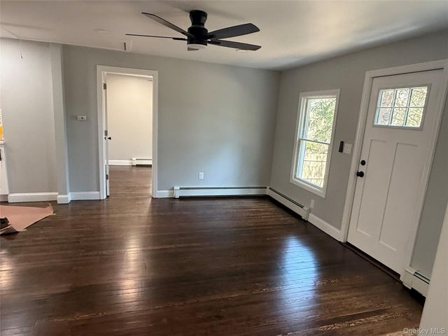 2288 River Road, Calverton, NY 11933