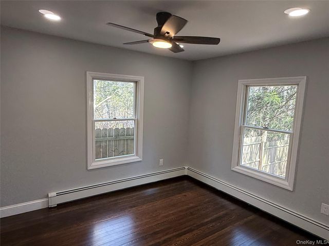 2288 River Road, Calverton, NY 11933