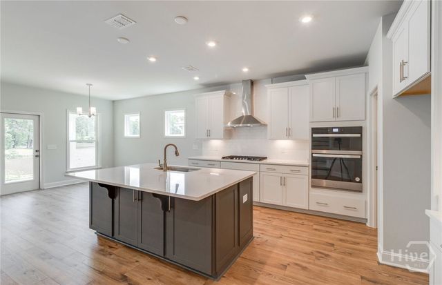 68 Chatham Lane, Richmond Hill, GA 31324