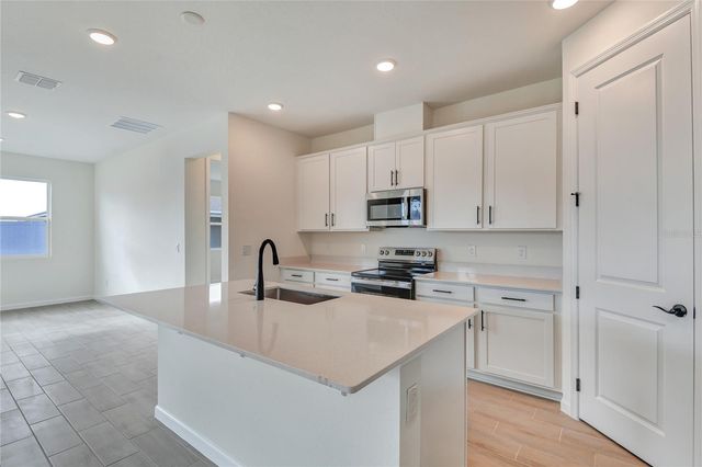 4244 SAWTOOTH COURT, Tavares, FL 32778