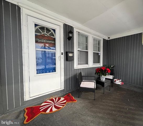 856 S OLDEN AVE, Hamilton, NJ 08610