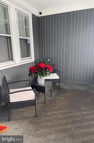 856 S OLDEN AVE, Hamilton, NJ 08610