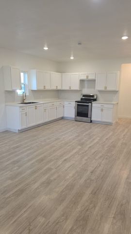 5234 Velma Drive, Fort Worth, TX 76105