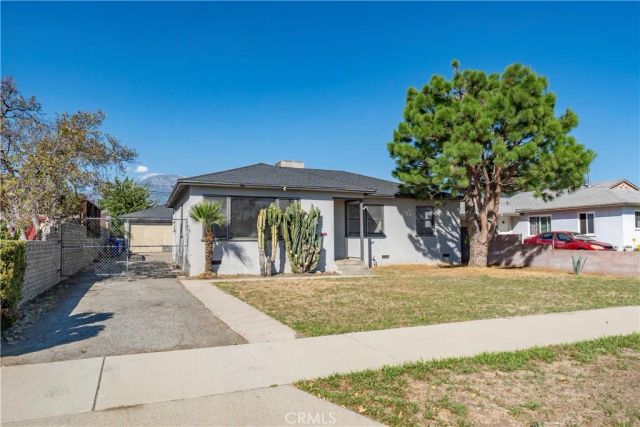 829 Sycamore Court, Upland, CA 91786