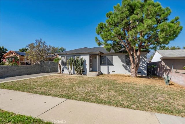 829 Sycamore Court, Upland, CA 91786