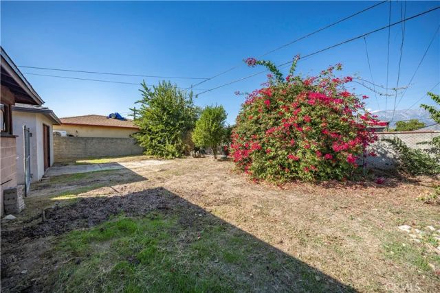829 Sycamore Court, Upland, CA 91786