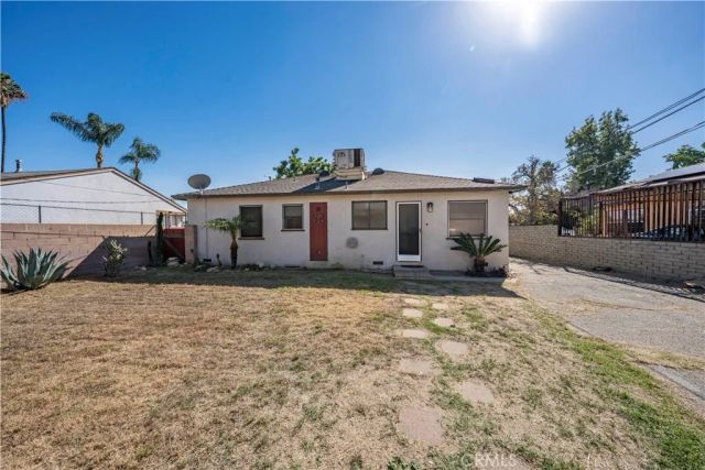 829 Sycamore Court, Upland, CA 91786