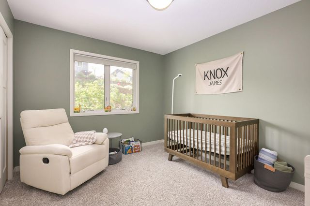 1003 Farrell Street S, Maplewood, MN 55119