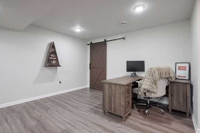 1003 Farrell Street S, Maplewood, MN 55119
