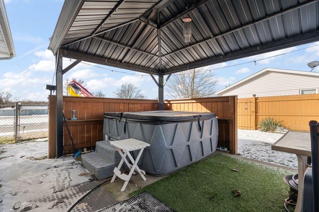 11400 W 133rd Lane, Cedar Lake, IN 46303