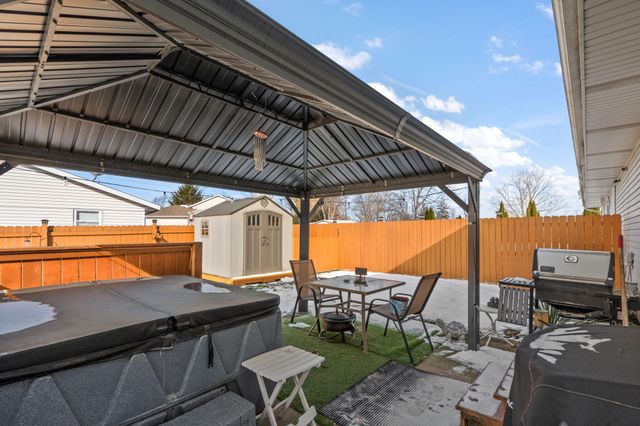 11400 W 133rd Lane, Cedar Lake, IN 46303