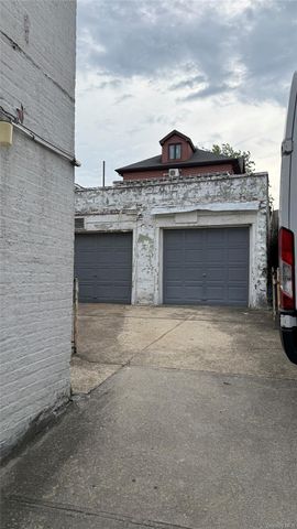 5515 134th Street, Flushing, NY 11355