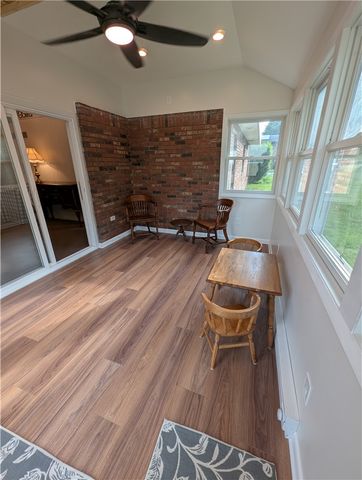 100 Southridge Dr, Monroeville, PA 15146